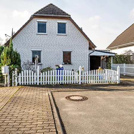 Nahe Ostsee 度假居 勒沃斯哈根